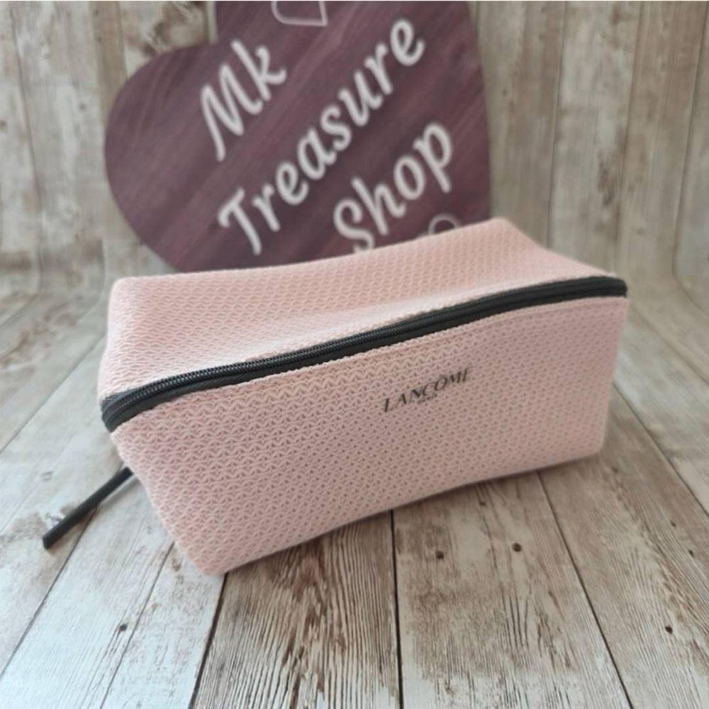 5/25$ Lancôme Pink Cosmetic Bag